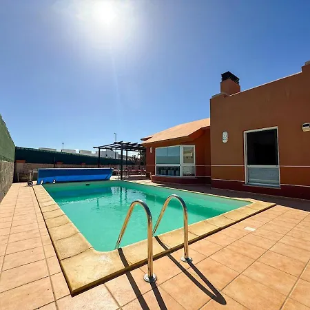 Vila Nirvana Private Pool By Holidays