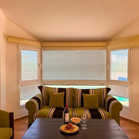 Vila Nirvana Private Pool By Holidays